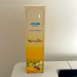 Really healthy toothpaste